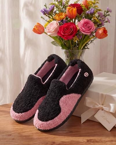 LongBay Women's Fuzzy Slippers with Removable Massage Insole, Soft House Shoes with Lightweight Non-Slip Sole for Indoor Outdoor Black and Pink, 6-7/UK — view 3