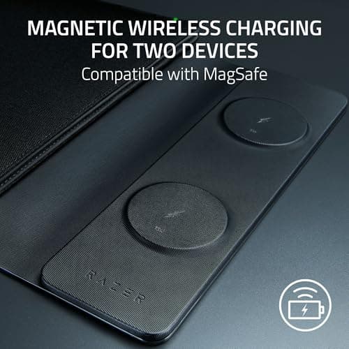 Razer Laptop Sleeve 16" - with Wireless Charging - Two MagSafe-Compatible Zones for Phone and Earbuds - Up to 15 W Fast Charging -Padded Interior - Lightweight Polyester Weave | Black — view 2