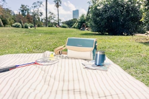 Campingaz Fold'n Cool Minimaxi 10 Litre Cooler Bag | Insulated Bag Keeps Food and Drinks Cold for up to 8 Hours | Lightweight and Compact | Foldable for Easy Storage | Ideal for Picnics — view 5