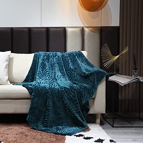 SOCHOW Leaves Textured Flannel Fleece Throw Blanket 150×200cm, Blue Coral — view 4
