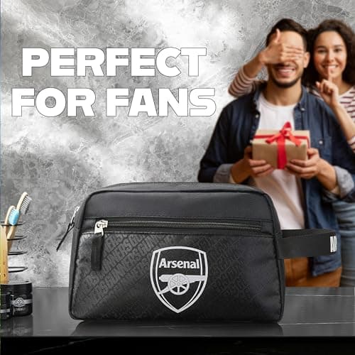 Arsenal F.C. Toiletry Bags for Men, Hanging Travel Wash Bag with Zipped Pockets, Football Gifts for Kids Teens Adults — view 2