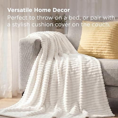 Bedsure Fleece Throw Blanket for Sofa - Fluffy Throw, Off White, 130x170 cm — view 2