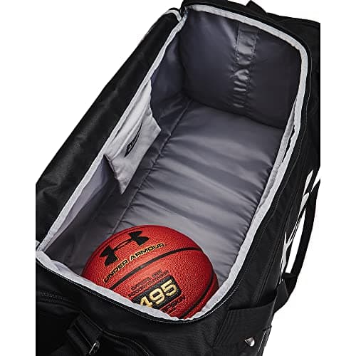 Under Armour Unisex UA Undeniable 5.0 Duffle, Water Repellent Gym Duffle Bag with Multiple Organisation Pockets, Holdall for the Gym, Travel, Outdoor Sports, and More, OSFM — view 4