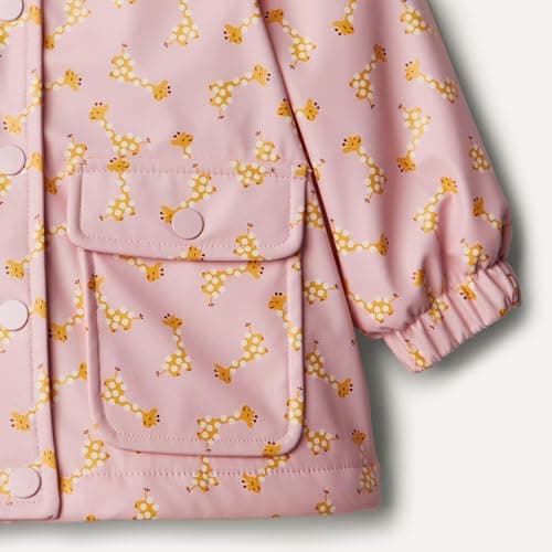 Amazon Essentials x Sofia Grainge Girls' Water-Repellent Rain Jacket, Light Pink Giraffe, 4 Years — view 3