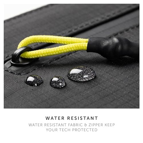 Native Union Ultralight Sleeve – Durable, Lightweight, Sustainable – Recycled Ripstop – Compatible with MacBook Pro 16” (M5-M1) & MacBook Air 15” (M5-M2) (Apricot) — view 6