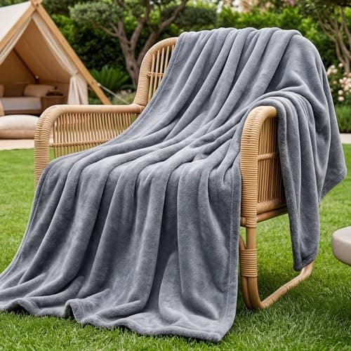 Bedsure Fleece Throw Blanket for Bed - Flannel, Silver Grey, 150x200 cm — view 2