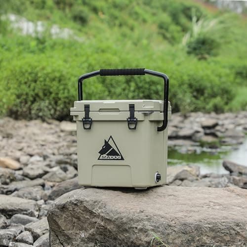 MADOG 14 Quart Small Portable Cooler, Leakproof LLDPE Beach Cooler Keeps 7 Days Ice Retention, for Fishing, Camping, Boating and Travel, Khaki — view 5