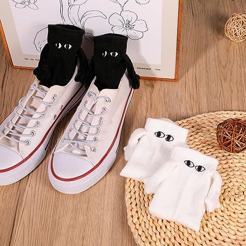 Firtink 2 Pairs Magnetic Couple Socks 3D Hand Holding Cotton Funny Sock — view 6