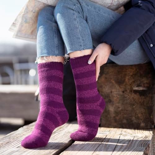 HEAT HOLDERS – Womens Thermal Socks, Thick Fluffy Winter Socks Size 4-7 | Warm Socks for Indoor & Outdoor Wear (UK, Numeric, 4, 7, Regular, Regular, Cream/Muted Coral) — view 2