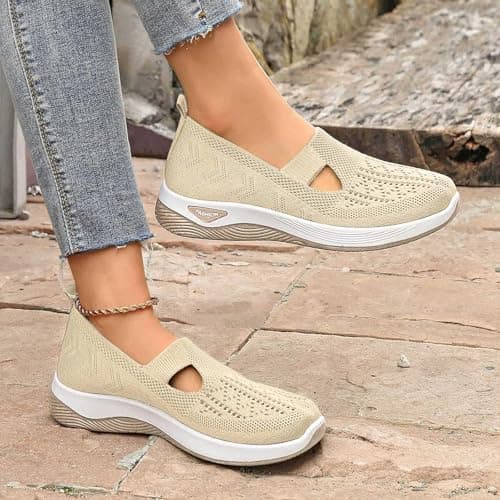 Black Shoes Women，Wide Fit Ladies Breathable Mesh Walking Running Trainers Slip On Comfortable Arch Support Soft Sole Athletic Tennis Sneakers Non Slip Low Top Orthopedic Shoes — view 3