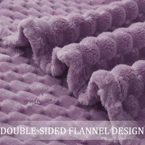 Exclusivo Mezcla Large 3D Fleece Blanket for Sofa, Couch, Grayish Purple — view 5