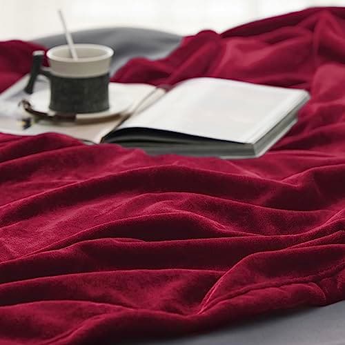 Bedsure Fleece Throw Blanket for Bed - Flannel Fleece, Dark Red, 130x150 cm — view 5