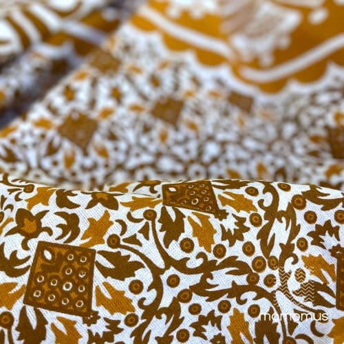 MOMOMUS Sand Free Beach Blanket Extra Large Lightweight Mat Brown 135x210cm — view 2