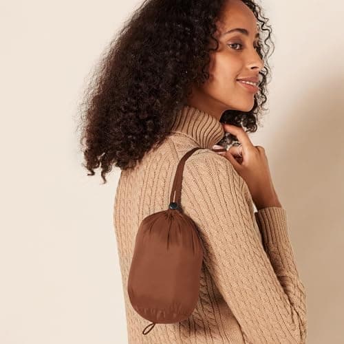 Amazon Essentials Women's Lightweight Water-Resistant Packable Hooded Puffer Jacket (Available in Plus Size), Dark Toffee Brown, L — view 4