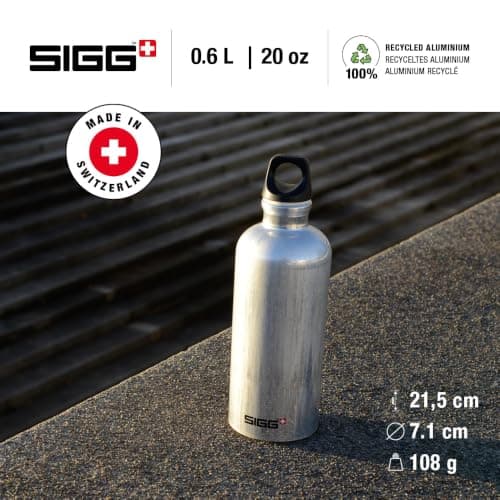 Sigg - Aluminium Water Bottle - Traveller Alu - Swiss Made - Suitable For Carbonated Drinks - Leakproof - Lightweight - BPA Free - Silver - 0.6 L — view 2
