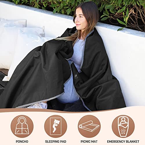 Kato Tirrinia Warm Waterproof Outdoor Blanket with Sherpa, Windproof Camping Travel Blankets, Foldable Picnic Blanket for Stadium, Grass, Car, Hiking, Road Trip, 130 x 150 cm - Black — view 4