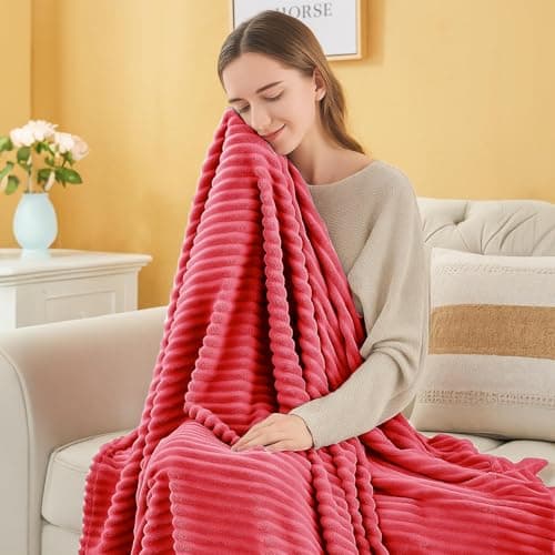 Casabella Throw Blanket - Ribbed Fleece Blanket - Soft Fluffy, Warm & Cosy Sofa Throw - Large Fleece Blanket for Sofa Bed, Couch, Bedding - King Size 200x240 - Red — view 6