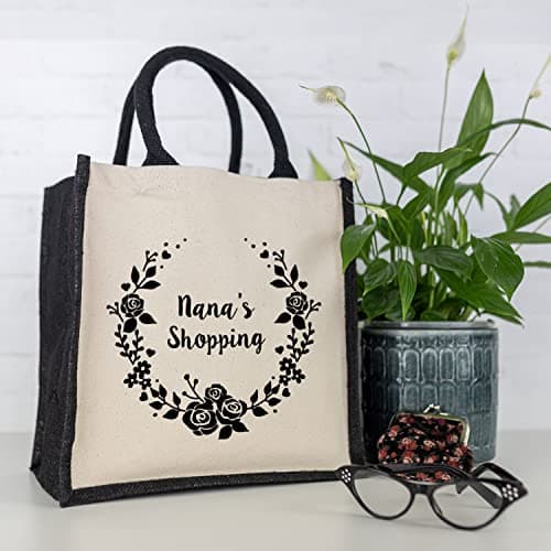 Stickerscape Grandma Wreath Shopping Canvas Bag (Grandma - Black) Christmas Gift for Grandma Mothers Day Gifts for Mum or Grandma Grandma Gifts Nana Gifts Nan Gifts Reusable Shopping Bag — view 5