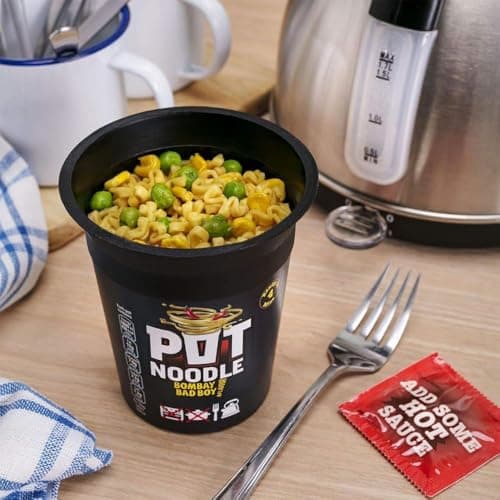 Noodle Multipack 12 – 3x Beef & Tomato, 3x Chicken & Mushroom, 3x Curry, 3x Bombay Bad Boy | Instant Noodles 90g Pots | Quick & Easy Meal for Home, Office, Students, Camping & Travel — view 6