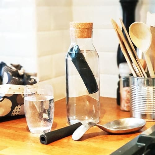 KHOOL Bamboo, Set of 8 Fine Bamboo Charcoal Sticks, 1 to 2 cm Diameter, for Cleaning and Improving the Taste of the Water in Your Bottles and Carafes — view 4