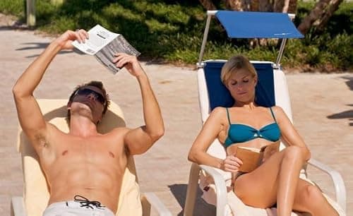 Sun Shade for Sun Lounger | Folding Sunshade for Garden Chair | UPF 50+ Portable Beach shade & Inflatable Cushion | Clip on Parasol Face shade - Cush N Shade — view 4