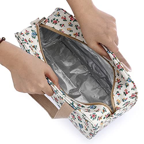 IGNPION Woman Large Travel Toiletry Bag Waterproof Wash Bag Make up Organizer Bag Cosmetic Bag Swimming Gym Bag (Beige Small Flower) — view 5
