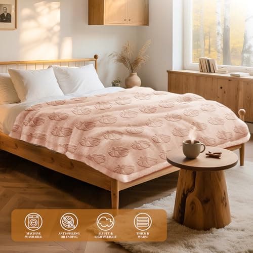 Lanpn Fall Fur Throw Blanket, 530GSM Sherpa Fleece Throws for Couch Sofa, Soft Fluffy 3D Pumpkin Blankets, Autumn Plush Cozy Blanket, Thanksgiving Home Bed Living Room Decor Gift, 130x150, Beige — view 3