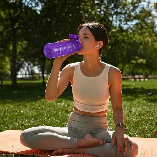 GOPPUS 1L/32oz Clear Tritan Water Bottle with Screw Lid, Drinks Bottle with Wide Mouth, Fruit Infuser, Leakproof, BPA Free, Carry Handle, Measurement Markings, Dust Cap (Purple) — view 6