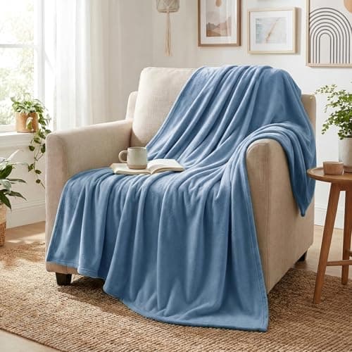 Aisbo Blue Throws Blanket for Sofas - Bed Throw Double Size Fluffy Sky Blue Blanket Fleece, Warm Soft Flannel Blanket for Couch, 150x200cm — view 2