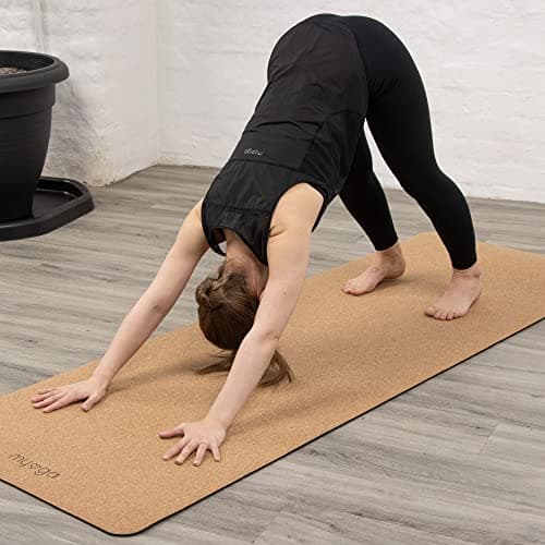Myga Cork Yoga Mat – Natural Non-Slip Eco-Friendly Cork & Rubber Yoga Mat for Hot Yoga, Pilates & Fitness – Lightweight Travel Exercise Mat for Men and Women | 183 x 66cm — view 3