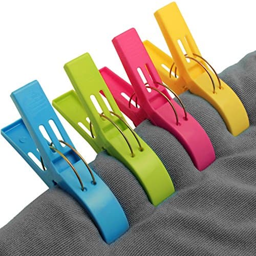 igadgitz home U6815 Beach Towel Clips Plastic Hanging Pegs Multipurpose Quilt Clips for Laundry, Sunbed, Pool Lounger, Clothes etc - Pack of 4 — view 3