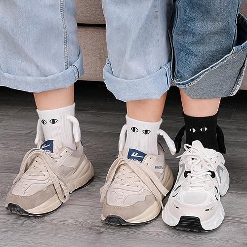 Firtink 2 Pairs Magnetic Couple Socks 3D Hand Holding Cotton Funny Sock — view 3