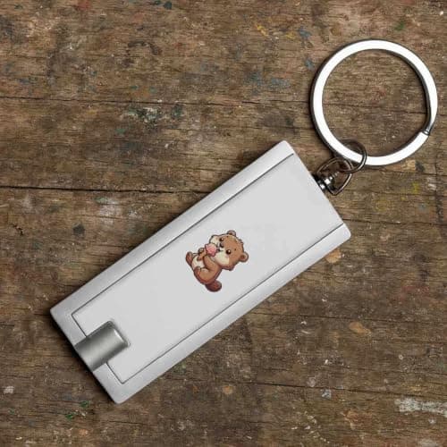 Azeeda 'Beaver With Ice Cream' LED Keyring Torch (KT00054891) — view 6