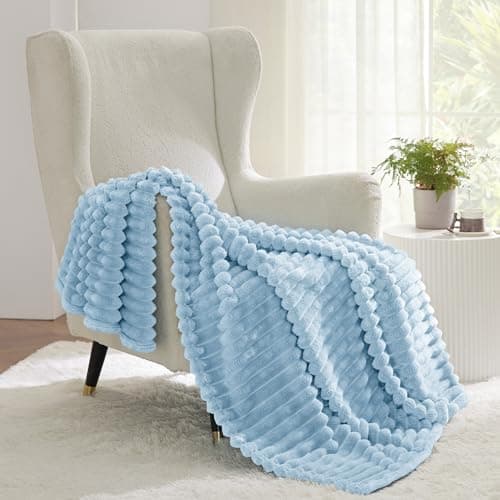 Bedsure Fleece Throw Blanket for Sofa - Fluffy, Dream Blue, 130x170 cm — view 2