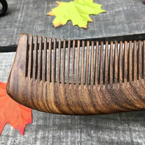AMSLSIU Sandalwood Sandal Wood Comb Unisex Women Men Compact Anti-Static Fine-Tooth Travel Combs with Handle Accessories — view 5