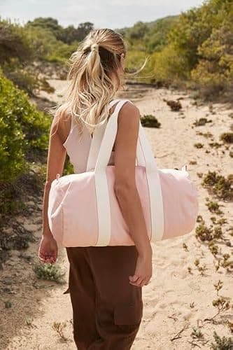 Westford Mill - EarthAware Organic Barrel Bag - Weekend, Gym, Travel, Overnight, Sports, Holdall Bag - 100% Organic Cotton - Olive Green - Small — view 4