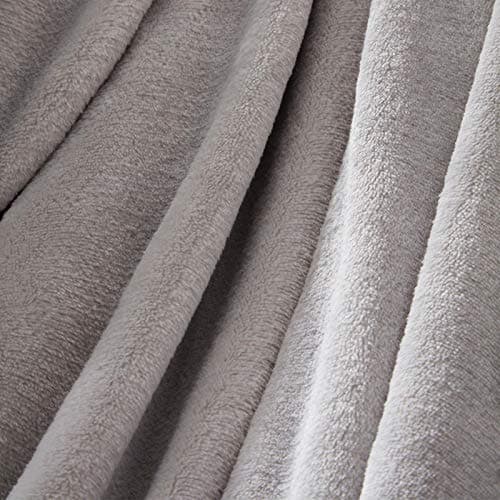 Brentfords Fleece Throw Blanket for Sofa, Super Soft Warm Silver Grey Blanket for Bed Settee Throws Flannel Fleece Blankets Fluffy Single Bed Throw, 120 x 150cm — view 3