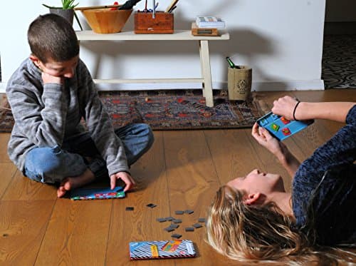 The Purple Cow PC078 Magnetic Travel Game, Mini Puzzles — view 6