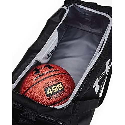 Under Armour Unisex UA Undeniable 5.0 Duffle, Water Repellent Gym Duffle Bag with Multiple Organisation Pockets, Holdall for the Gym, Travel, Outdoor Sports, and More — view 5