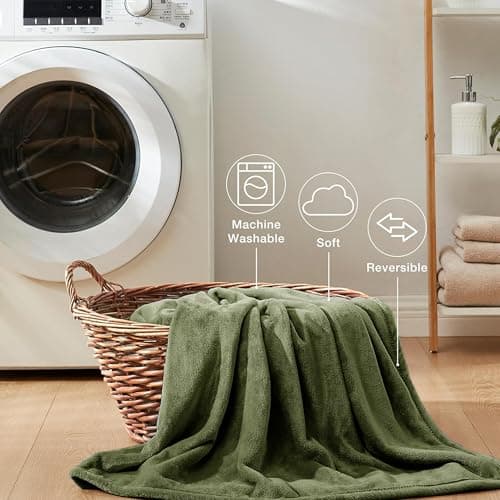 BQC Green Fleece Throw Blanket For Sofa Single Size 130 x 150 cm - Luxury Super Soft Microfiber Sofa Throws For Bed and Couch - Lightweight Shrinkage and Fade Resistant Home Decor Blanket — view 3