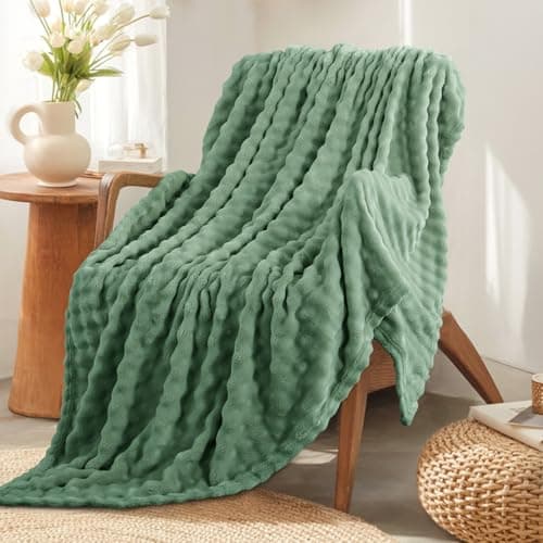 RUIKASI Fleece Throw Blanket for Sofa - Green Double Fluffy Bubble Throws Cozy Blanket with Reversible Design, Twin 150x200 cm — view 2