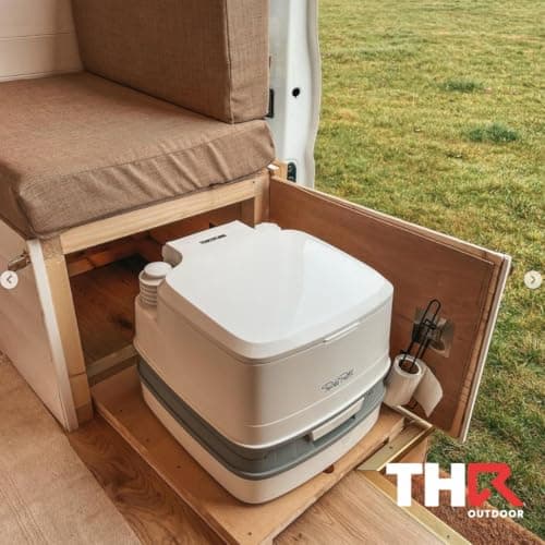 Thetford Porta Potty, Portable Toilet, Camping/Caravans/Motorhomes, Lightweight and Easy to Clean, 38.3 x 41.3 x 42.7 cm — view 2