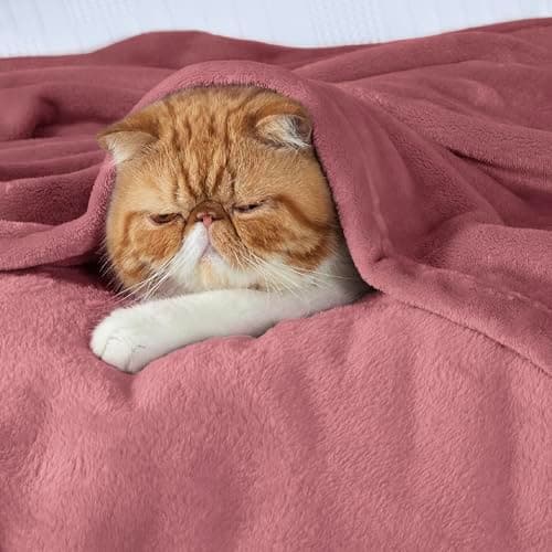 Bedsure Fleece Throw Blanket for Bed - Flannel, Dusty Rose, 150x200 cm — view 2