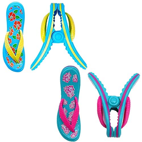 TRIXES 4PC Novelty Flip Flop Beach Towel Pegs – Secure Sun Lounger Travel Clips Indoor & Outdoor Use – Jumbo Clip for Beach, Garden, Pool, Sun Bed or Deck Chair – Laundry Quilt & Clothes Peg