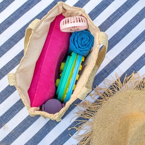 TRIXES 2PK Collapsible Bucket and Spade Set – Ideal for Holiday – Silicone Design – Minimise Space in Luggage – Premium Quality Childrens Holiday Essential – Summer Gift - 6-pieces — view 3