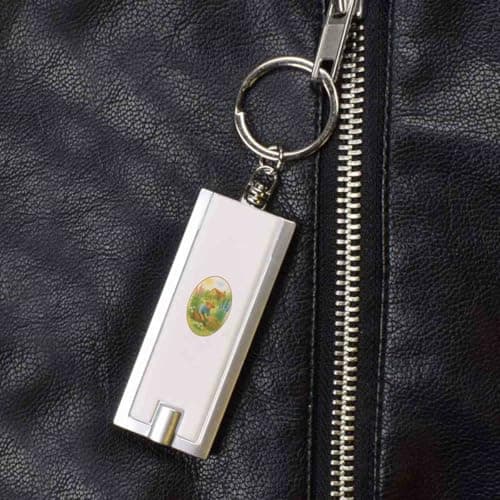 Azeeda 'Gardening Grandma Cottage' LED Keyring Torch (KT00044930) — view 4