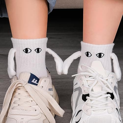 Firtink 2 Pairs Magnetic Couple Socks 3D Hand Holding Cotton Funny Sock — view 2