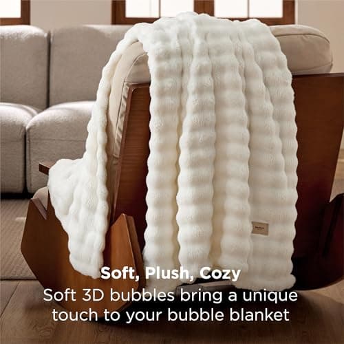 Bedsure Bubble Fleece Throw Blanket - Lightweight, Off White, 130x170cm — view 3