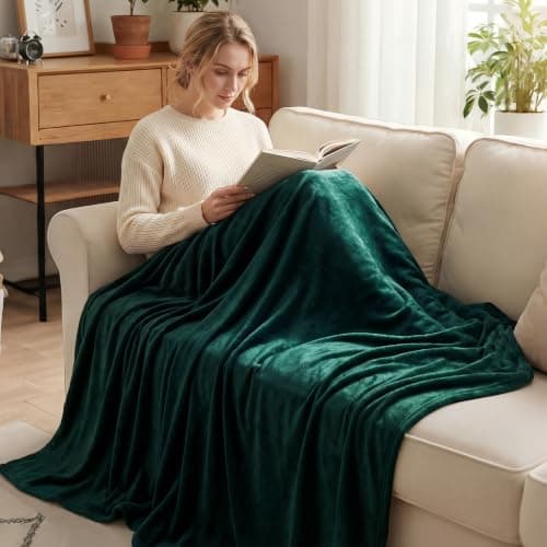 Exclusivo Mezcla Soft Large Fleece Throw Blanket for Sofa, Forest Green — view 2