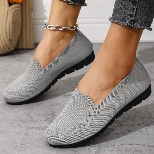 Women's Knitted Flat Shoes Extra Wide Fit Lightweight Comfortable Loafers Women Footwear Slip on Breathable Mesh Walking Shoes Low-Top Round Toe Trainers Cushioned Flats for All-Day Work & Travel — view 3